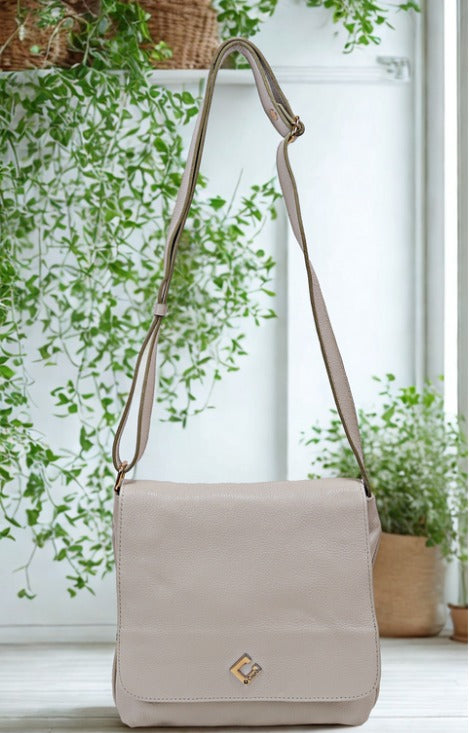 Bolsa em Couro Legítimo Sevilha