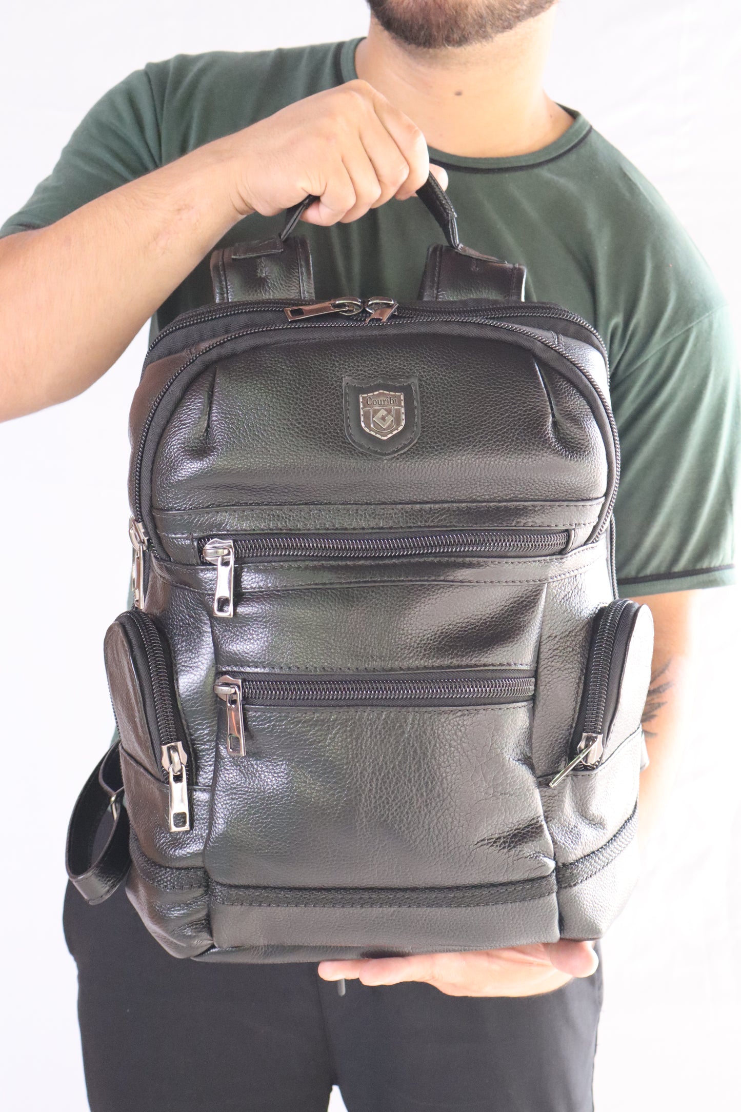 Mochila em Couro Legítimo Chicago
